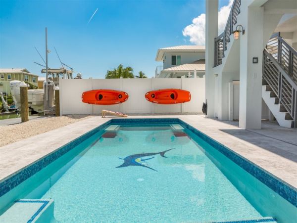 A Dream Vacation Home with Pool, Bikes & Kayaks Included!