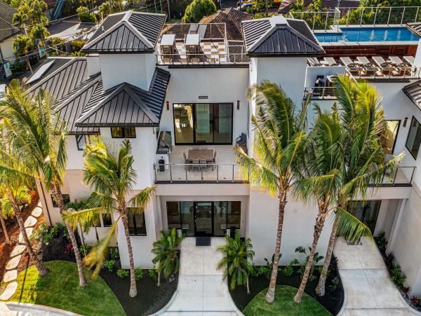 Stunning Maui Vacation Villa with Luxurious Amenities & Views