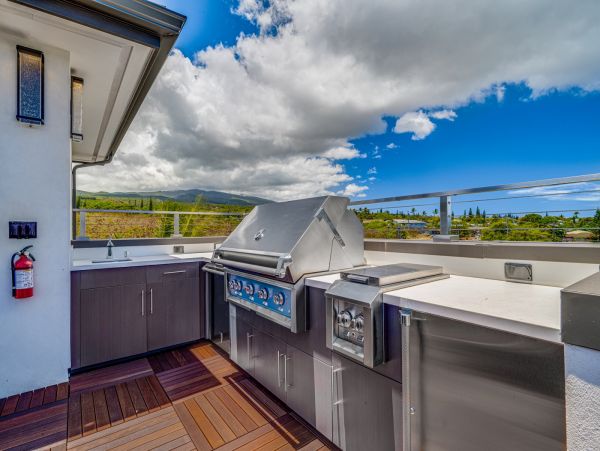 Stunning Maui Vacation Villa with Luxurious Amenities & Views