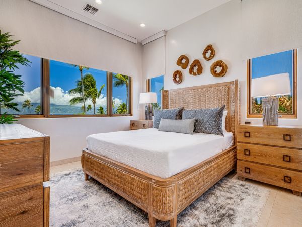 Stunning Maui Vacation Villa with Luxurious Amenities & Views