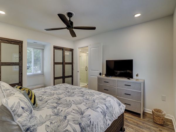 Beautiful Hilton Head Vacation Home Four Bedroom 0.7 miles from beach access