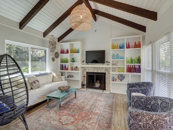 Beautiful Hilton Head Vacation Home Four Bedroom 0.7 miles from beach access