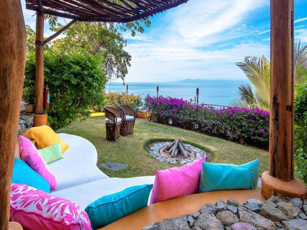 Luxury Oceanfront Puerto Vallarta Estate with Guest house