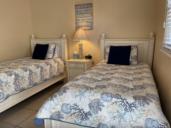 Charming Anna Maria Island Vacation Cottage