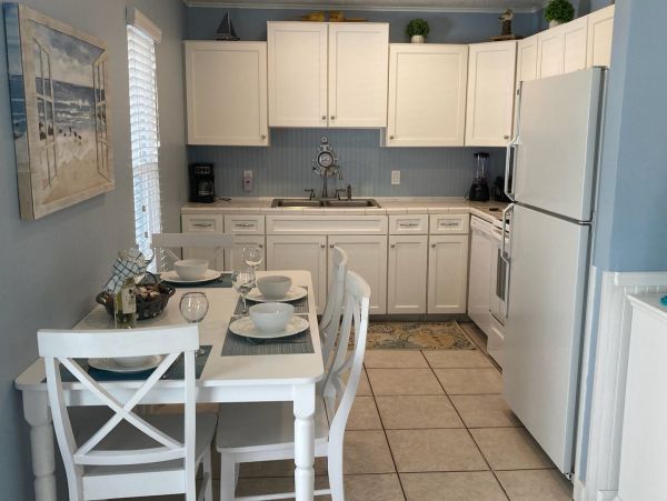 Charming Anna Maria Island Vacation Cottage