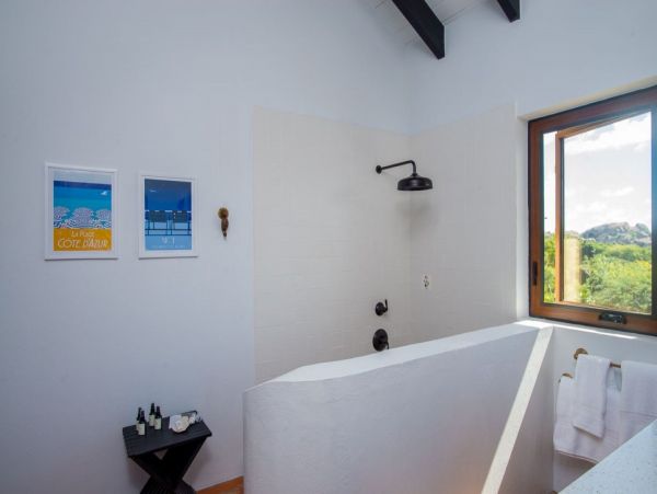 One of The Best Villas in All of BVI Five Bedrooms Pool