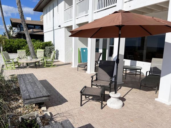 Beachfront Home with 3 Bedrooms & Breathtaking Water Views