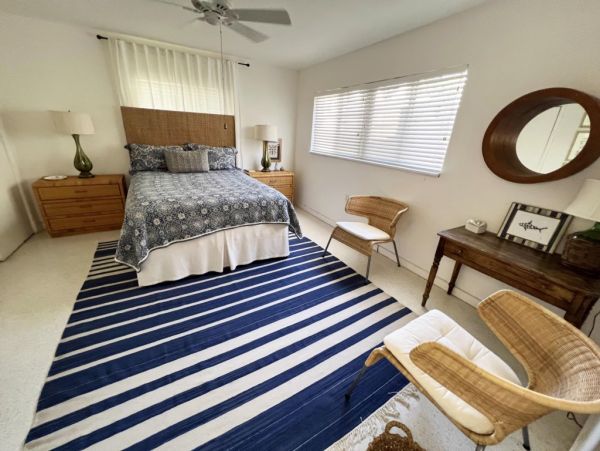 Manasota Key Vacation Home Three Bedroom Steps to Beach
