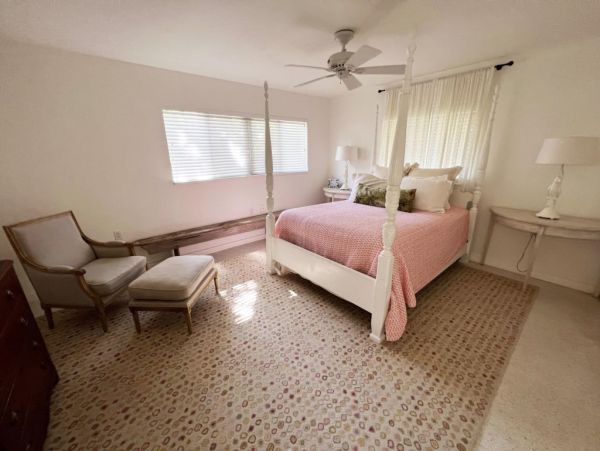 Manasota Key Vacation Home Three Bedroom Steps to Beach