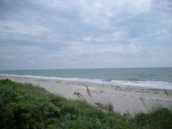 Manasota Key Vacation Home Three Bedroom Steps to Beach