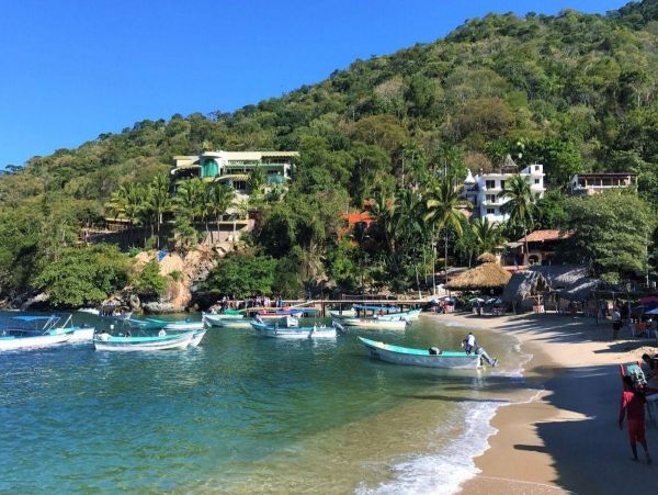 Oceanfront Puerto Vallarta Vacation Home Nine Bedroom
