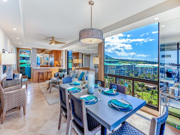 Charming Oceanfront Condo in Kaanapali with Stunning Views