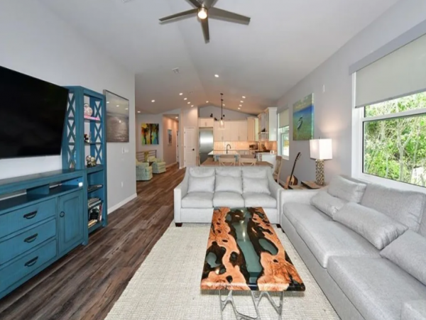 Fabulous 4 Bedroom Vacation Rental with Private Pool