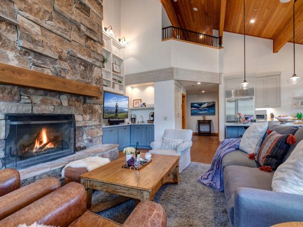 Perfect Vacation Rental with 5 Bedrooms & Great Amenities