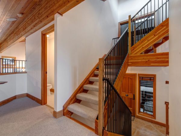 Perfect Vacation Rental with 5 Bedrooms & Great Amenities