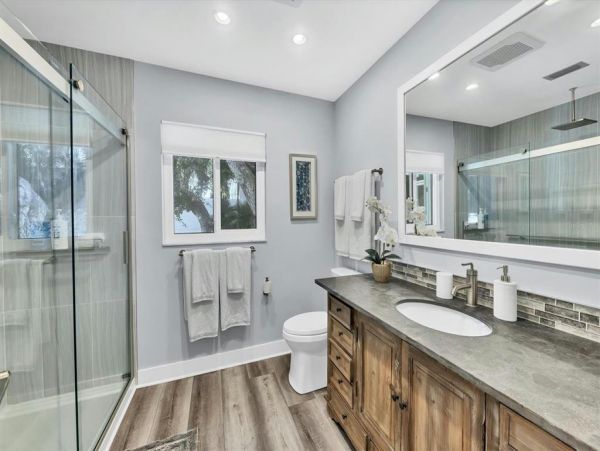 Siesta Key Vacation Home Three Bedroom Walk to Beach