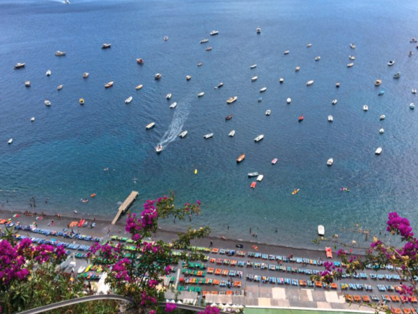 Lovely Positano Vacation Villa with 3 Bedrooms & Amazing Views