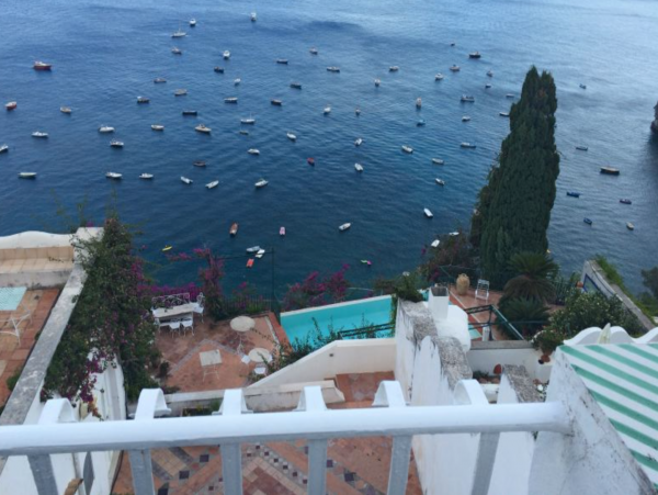 Lovely Positano Vacation Villa with 3 Bedrooms & Amazing Views