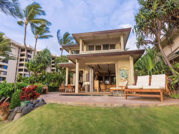 Truly Magnificent Maui Luxury Beach House