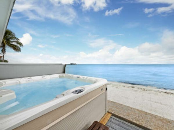Bay Beach Luxury on Anna Maria Island