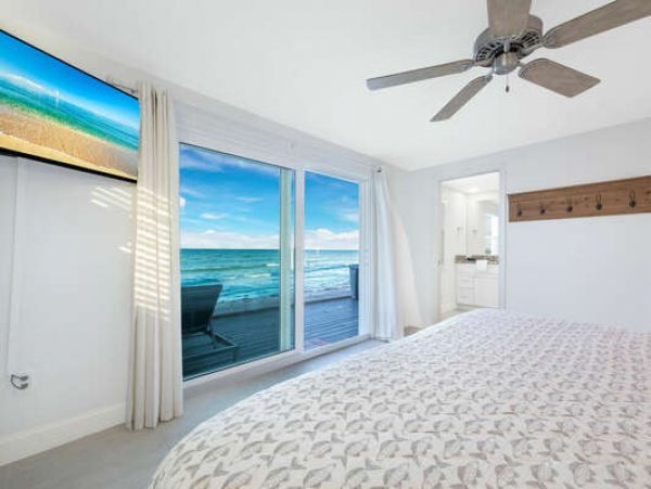 Bay Beach Luxury on Anna Maria Island