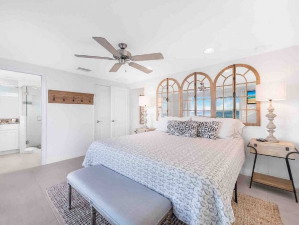 Bay Beach Luxury on Anna Maria Island