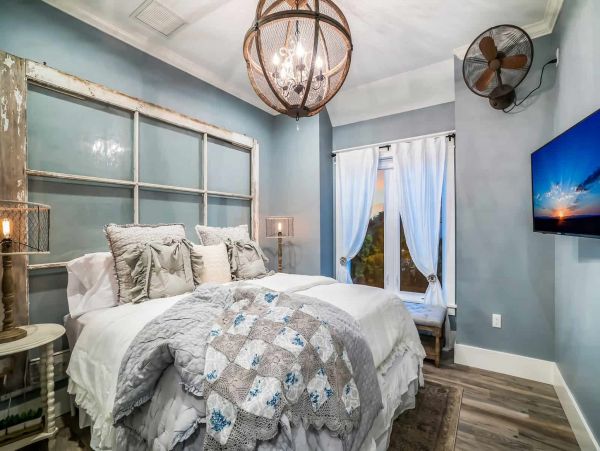 Anna Maria Vacation Home Five Bedroom Beachfront