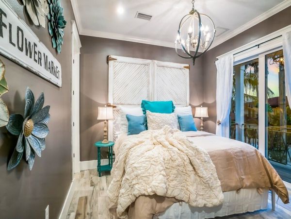 Anna Maria Vacation Home Five Bedroom Beachfront