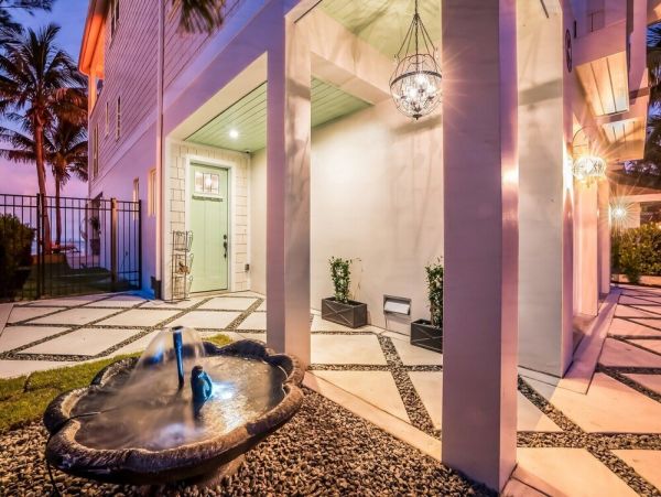 Anna Maria Vacation Home Five Bedroom Beachfront