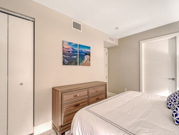 Siesta Key Beachfront Rentals | Luxury 3-Bedroom Gulf-Front Condo