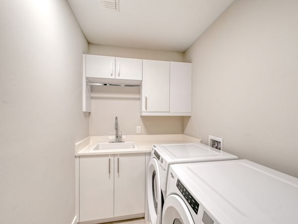 Siesta Key Beachfront Rentals | Luxury 3-Bedroom Gulf-Front Condo