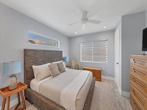 Canal-Front Vacation Home in Englewood with Pool & Hot Tub