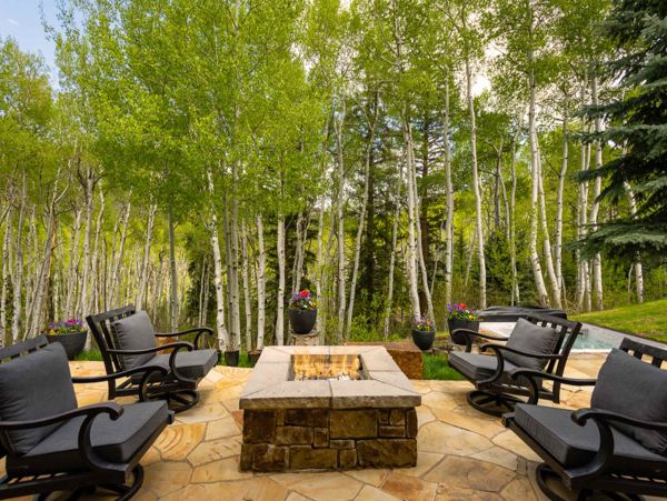 Ski In - Ski Out Snowmass Vacation Home Six Bedroom