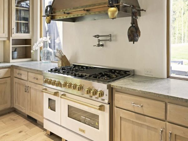 Ski In - Ski Out Snowmass Vacation Home Six Bedroom