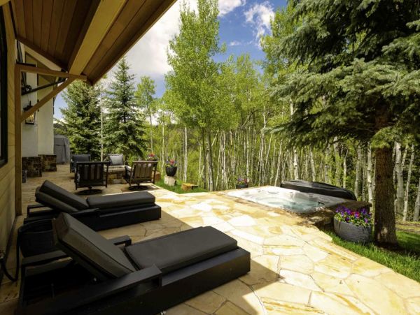 Ski In - Ski Out Snowmass Vacation Home Six Bedroom