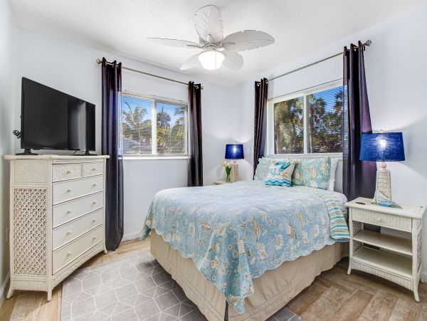 Cortez Lovely 2 Bedroom Vacation Home with Pool