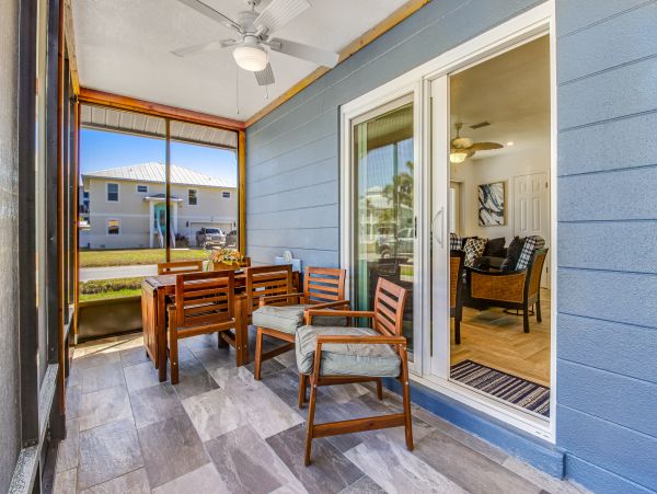 Cortez Lovely 2 Bedroom Vacation Home with Pool