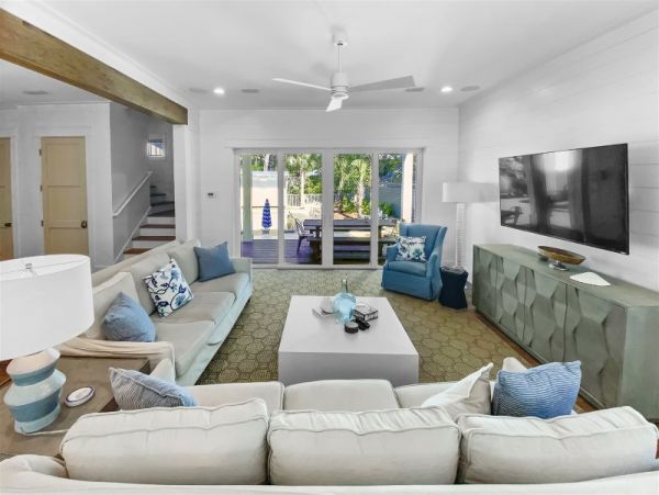 Spacious 5 Bedroom Vacation Home in Seagrove Beach