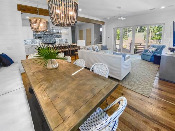 Spacious 5 Bedroom Vacation Home in Seagrove Beach
