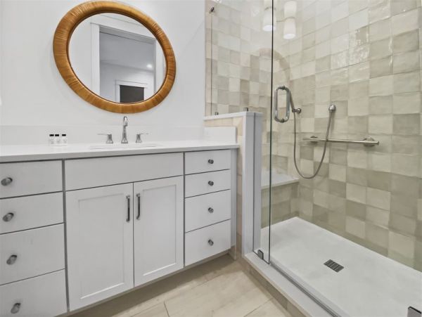 Spacious 5 Bedroom Vacation Home in Seagrove Beach
