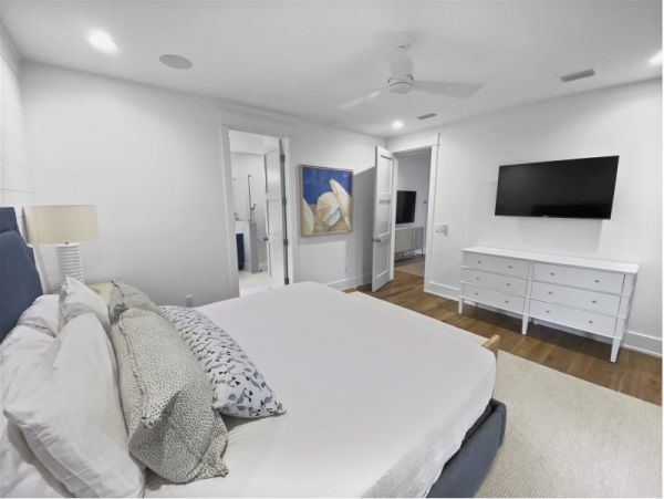 Spacious 5 Bedroom Vacation Home in Seagrove Beach
