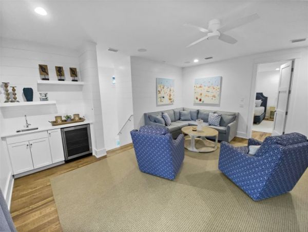 Spacious 5 Bedroom Vacation Home in Seagrove Beach