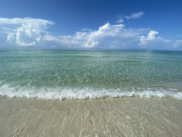 Spacious 5 Bedroom Vacation Home in Seagrove Beach