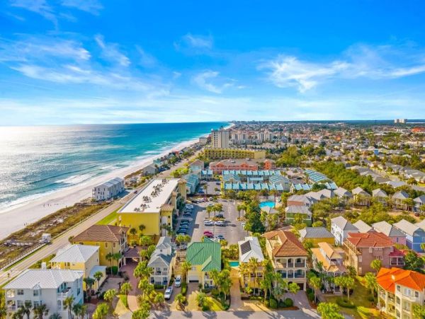 Miramar Vacation Rentals 4-Bedroom Beach Home with Private Pool & Gulf Views