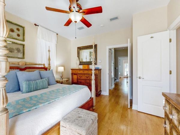 Miramar Vacation Rentals 4-Bedroom Beach Home with Private Pool & Gulf Views