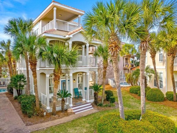 Miramar Vacation Rentals 4-Bedroom Beach Home with Private Pool & Gulf Views