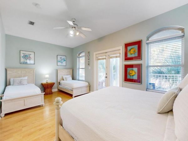 Miramar Vacation Rentals 4-Bedroom Beach Home with Private Pool & Gulf Views