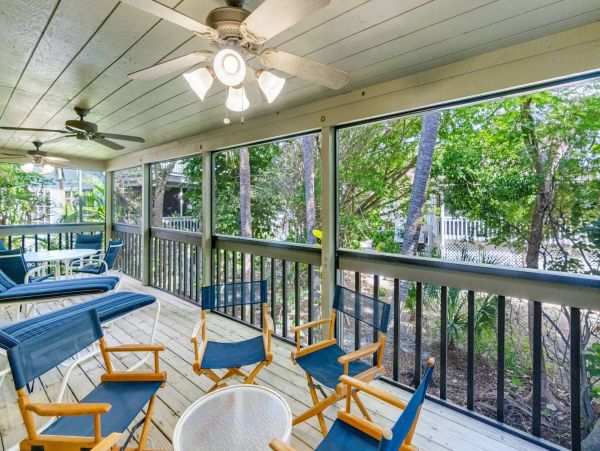Captiva Vacation Home Two Bedroom walk to Beach