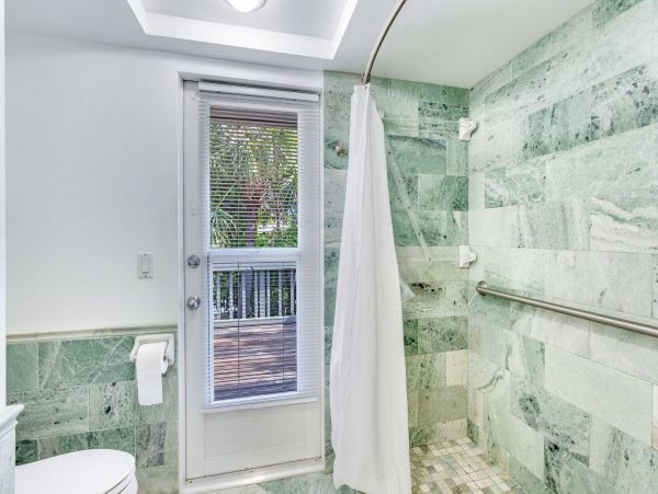Captiva Vacation Home Two Bedroom walk to Beach