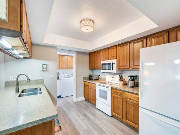 Captiva Vacation Home Two Bedroom walk to Beach